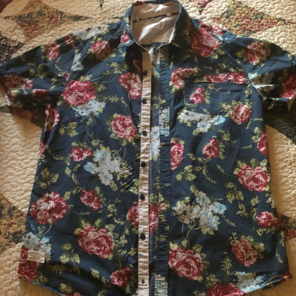 7 diamond Floral button up men’s